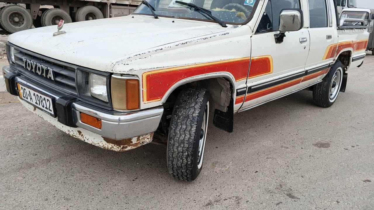 سلام عليكم بيكم البيع رقم ديالى نكليزي مكفوالة من الضربة والصبغ تخم تاير جديدكهربايات كلهة شقلة صدر امامي خلفي جديد داخل جديد بسمي مكاني ديالى السعر 65وبيهة مجال ***********
