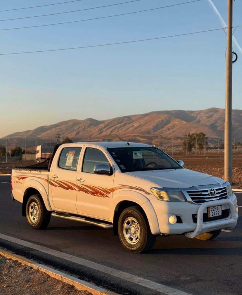 تویتا مەرزیە مۆدیل 2008 کرایتە 2014 گیر مەکینە ئەکسل تەقە رەقە بەشەرت سەنەوی تا 2030 نویە سەیارەکە سبوخ حامە بەس بەس جەمپیکی پیشەوەی هەیە شانسی بەشەرت سەیارەکە سحودیە فۆرمیکایە ناو سورە جوارجام کارەبایە بتل ABS بۆ زانیاری زیاتر ژمارە مۆبایل *********** یان *********** سحر ١٤٥ کەمه ک مەجال أربيل, العراق
