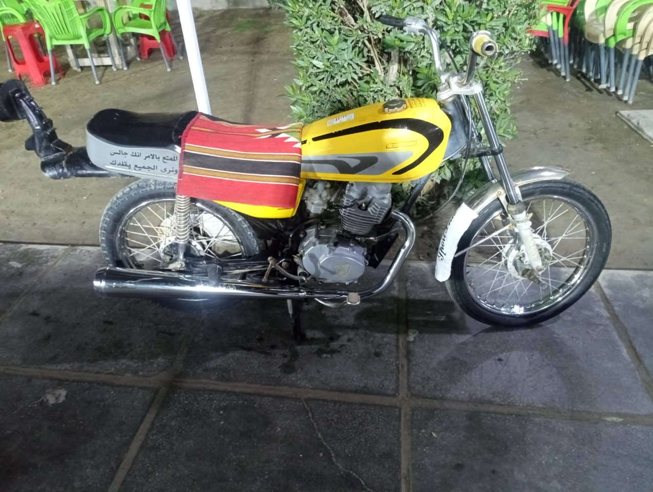 سلام عليكم دراجه البيع مكفوله كفاله عامه 
مكاني بابل قضاه المحاويل والسعر 300 
بس بدون وراق كلك بس اسويلك مكاتبه عليه
دراجه حلوه ومانقسه برغي شغل وروح بيه وتعال 
وهيه بلاش وبيه مجال الطيبين اتصل ودتلل واني خادم 
📞 ***********📞
