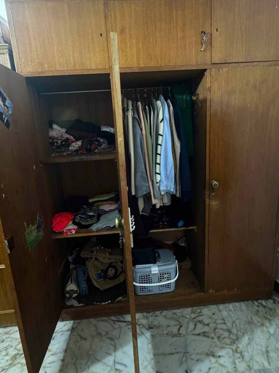 كنتور للبيع واتساب ***********
