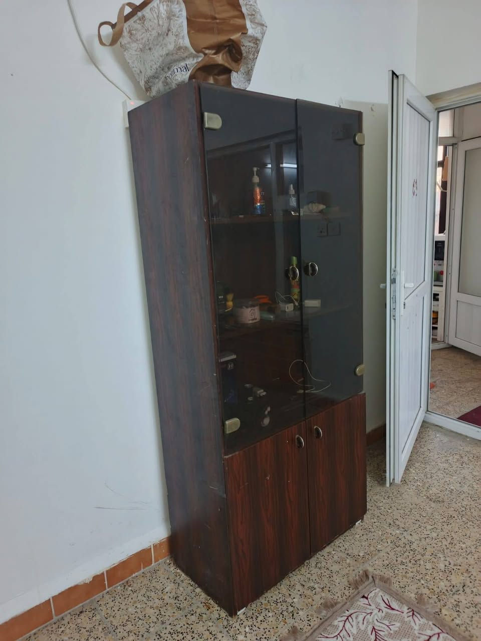 غراض للبيع بسعر جدا مناسب 
صوبة غازيه ب٣٥ 
تلفزيون حجم ٣٢ سمارت ب١٤٠ قفل 
جربايه ب٥٥ 
كومدي ب٤٥ 
ميز خشب ٤ كراسي جديد كلش ب١٢٥ قفل 
لأسعار ثابته شراي يجي خاص


**إذا كنت صاحب هذا الإعلان وتريد حذفه لأي سبب، رجاءا أرسل رسالة إلى الدعم الفني**