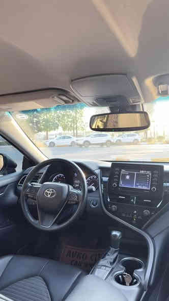 سلام عليكم
Camry 2023 SE GOLD EDITION Night Shade 
كامري 2023 Se گولد ايديشن نايت شيد 

سعر 223 ومجال للشراي 

السيارة ماشية 40 الف فقط 

بيها قطعتين وشويه صبغ (مأشر بالصور ) 
بدون دواخل بدون شواصي (ايرباك فقط ستيرن وتكمة )
جاملغ امامي مع جاملغ خلفي بجم كبس (بدون حادث بالبجم )
راديترات وشواصي ودواخل كله بشرط

مواصفات
بصمة 
تشغيل عن بعد (شغال ) 
محافظة على المسار 
مانع اصطدام 
شفتات ستيرن 
لايت زينون
لايت اوتو
مناخين تبريد
وضعيات قياده
كشن سايق كهرباء  
شاشة 
ابل كار بلاي 
كشنات جلد 
تحكمات ستيرن
مثبت سرعة
وباقي مواصفات الكامري المعروفة 

رقم تلفون 
***********
***********
