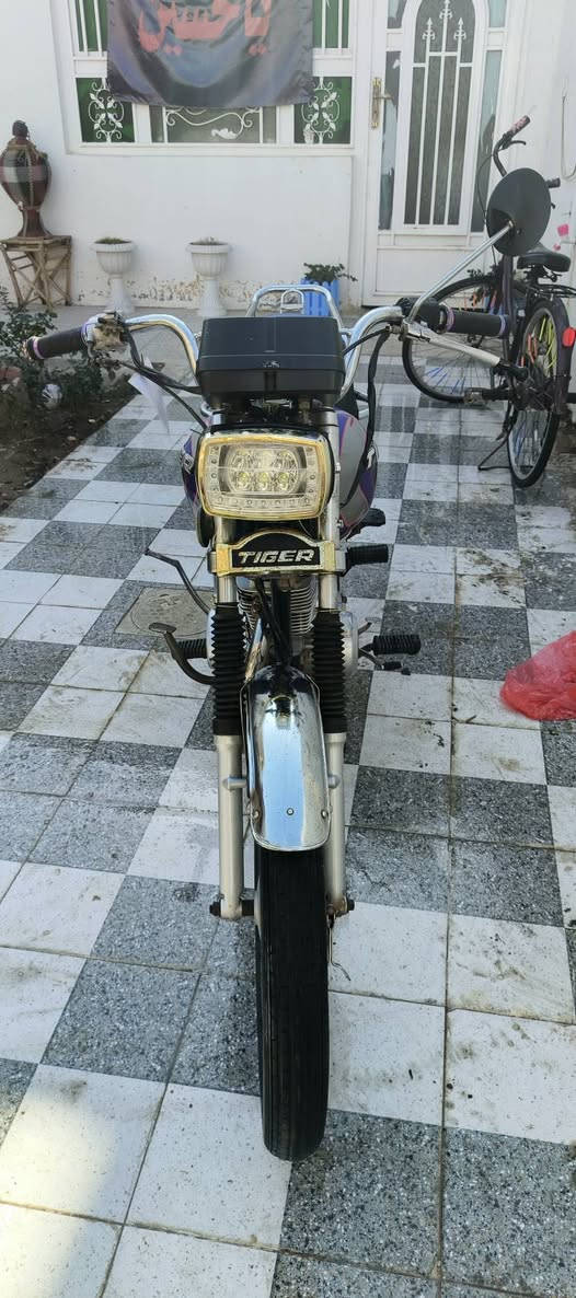 سلام عليكم دراجة اربعة كير تايكر للبيع موديل 2020السعر 550وبي مجال العنوان كوت شهداء  ***********
