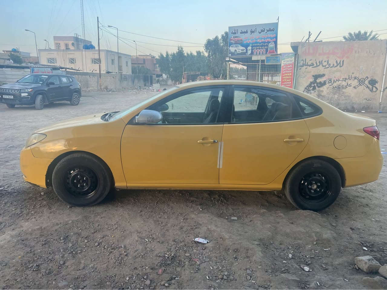 سلام عليكم بيع النترا موديل 2009 وارد امريكي حادث جاملغ  بيها تعمير بلداخل 
محرك معوج ولفات 
كير مكفول 
صدر مكفول 
تبريد شغال
تخم تاير  
بيها منضومه غاز 
رقم بغداد بسمي 
مكاني بغداد الدوره 
*********** بغداد, العراق
