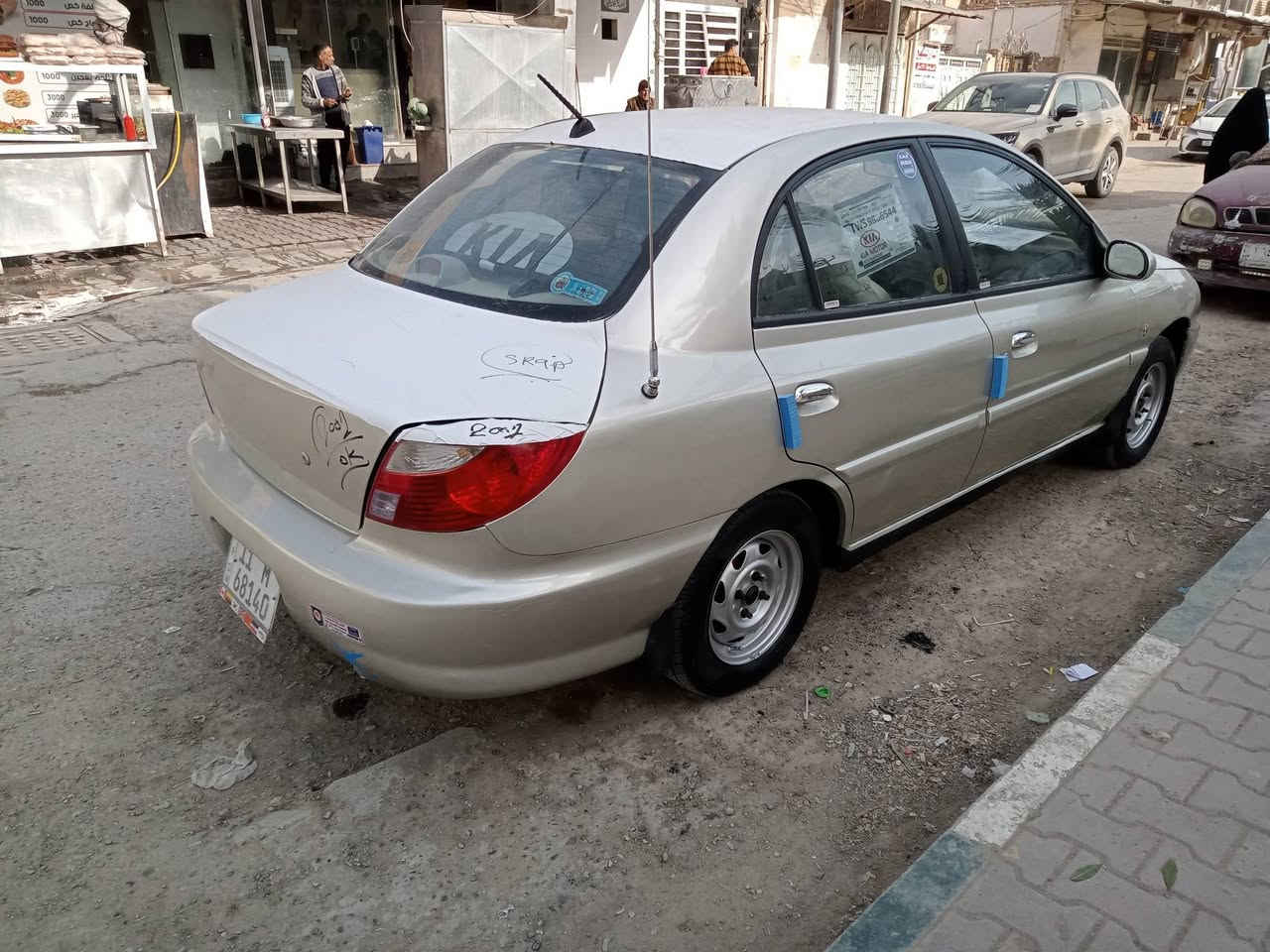 ***********سعره 47$وبيهه سياره كيا ريو موديل 2002رقم بغداد انكليزي دولي سنويه جديده مداور مباشر ماشيه 205الف سياره جاهزه مكينه1600 وكير اوتماتيك بلادي جدد تبريد تدفه 🥵 حداديه أمامي وخلفي وتخم تاير ويل جدد كهربايات فول شغاله مسجل دواخل جدد دوشمه كشنات جدد كاعيه جلد جديد سياره جاهزه من كلشي وناعم ونشطه وترايه وين ميعجبك سياره جديده بمعنى الكلام  كلش كلش حلوه بعد احلى من الصور مال جنيان على وضع الشركه مكاني نجف سعره 47$ وبيهه مجال الشراي يتصل ***********مكاني نجف
