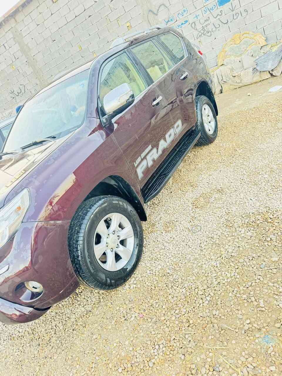 السلام عليكم برادوTXLموديل 2013بيه جاملغ وبنيد بدون دواخل واباقي مكفول مكينه4سلندر كير ومكينه وحداديه كهربائيات وتخم تاير كله جديد يعني مابيه اي نقص  وطبعا مواصفات السيارة ثلاجة حساسات خلفية ￼￼زرقات لايت كاميرا فورويل ميري شفاط شاير بلموي￼ مكان السياره حله الحمزه الغربي ***********سعر 240 وبيه مجال لطيبين
