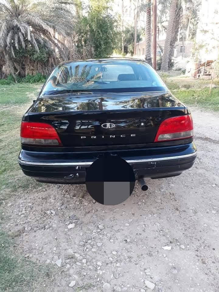 🚗 للبيع:  سياره برنز فراشة موديل 1996 (مال جناي) 🚗
المواصفات والنظافة:

 النوع: برنز (فراشة).

 الموديل: 1996.

 النظافة: فول فول نظافة، سيارة حشمة ومال جناي.

 الصبغ والضرر: مكفولة كفل عام (من الضربة ومن الصبغ)، ما بيها قطرة صبغ نهائياً وبحالة بلادها.

 الكير: عادي (خفيفة جداً بالنشطة وبالمشي، واقتصادية).

💰 السعر:

40 ورقة (4,000$) وبيهه مجال قليل جداً للشراي الطيب والقفل بعد المعاينة.

📞 للتواصل والاستفسار:

[***********] أو المراسلة على الخاص.
