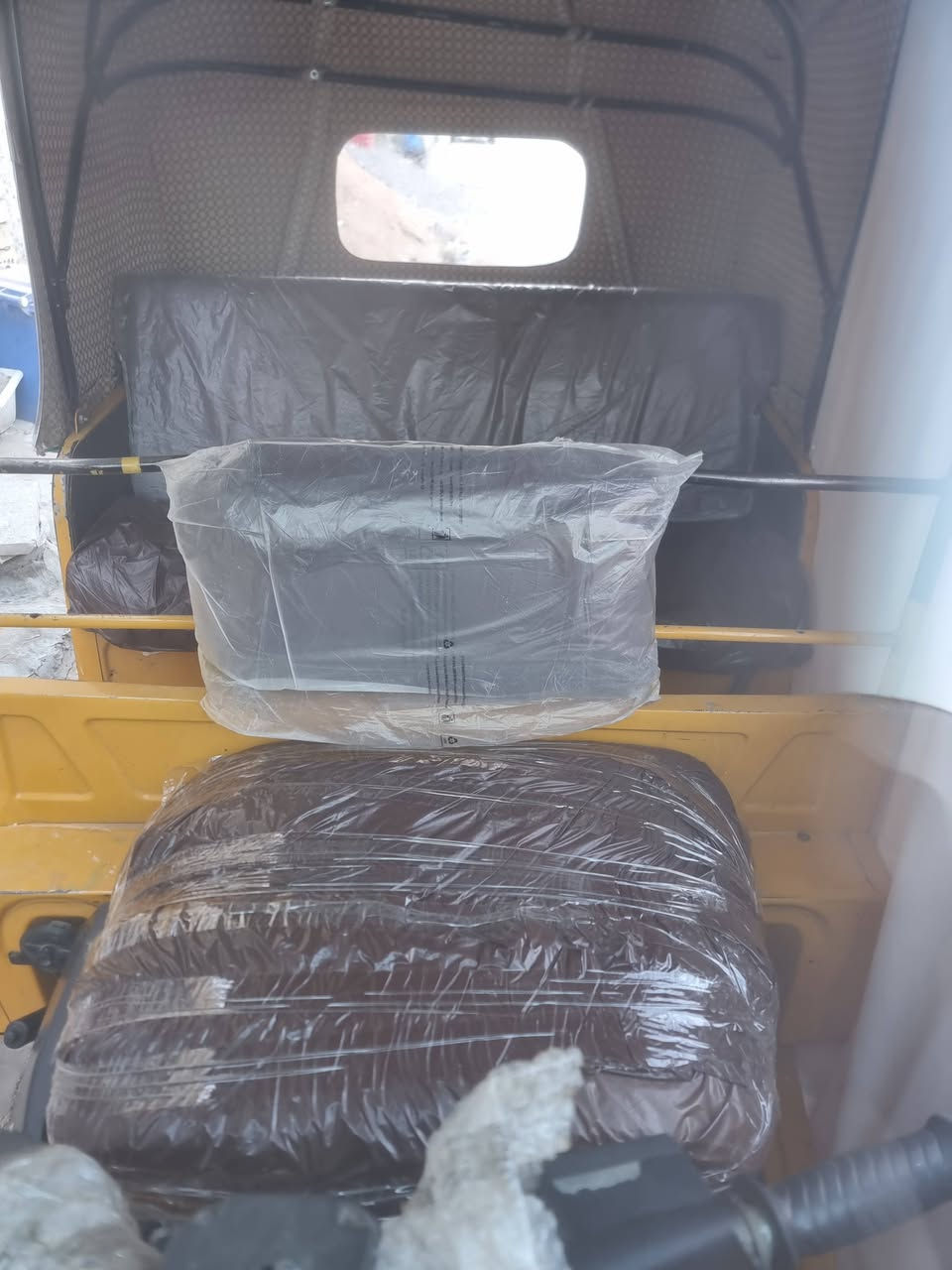 سلام عليكم تكتك البيع 20 رقم انكليزي تحويل ثاني يوم تكتك كامله من كلشي مكينه اكسن لا تنقيص لا تبخير *********** مدينه الصدر حي الكوفه
