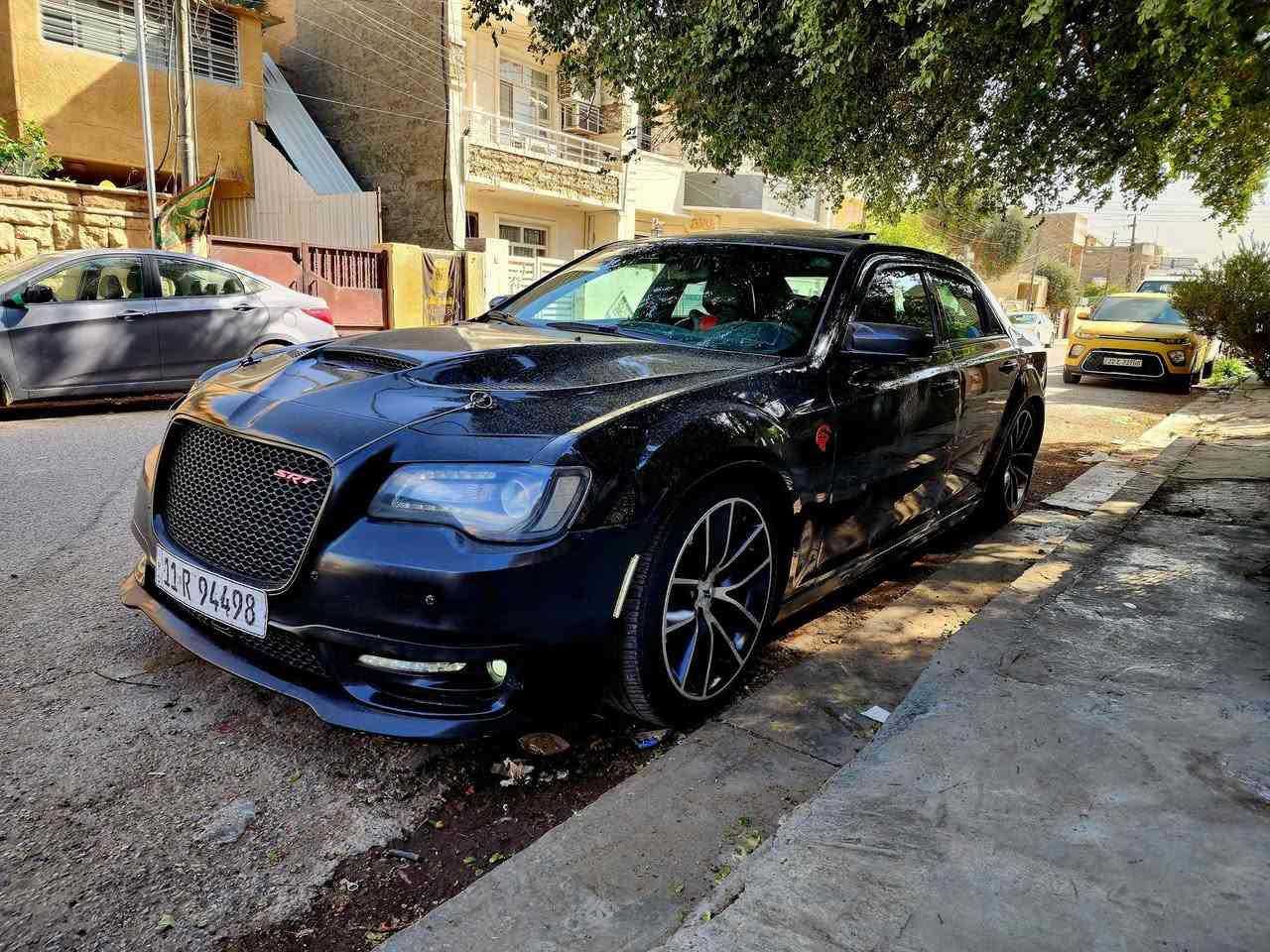كرايسلر اوباما 2012 SRT رقم بغداد انكليزي  محدث 20 فول مواصفات بانوراما محرك هيمي 8 سلندر 6400 كشنات جلد تدفئه تبريد شاشه كبيره حساسات حادثها دعاميه اماميه وقليل جاملغ الخلفي السعر 156     المكان بغداد حي الاعلام  ***********
