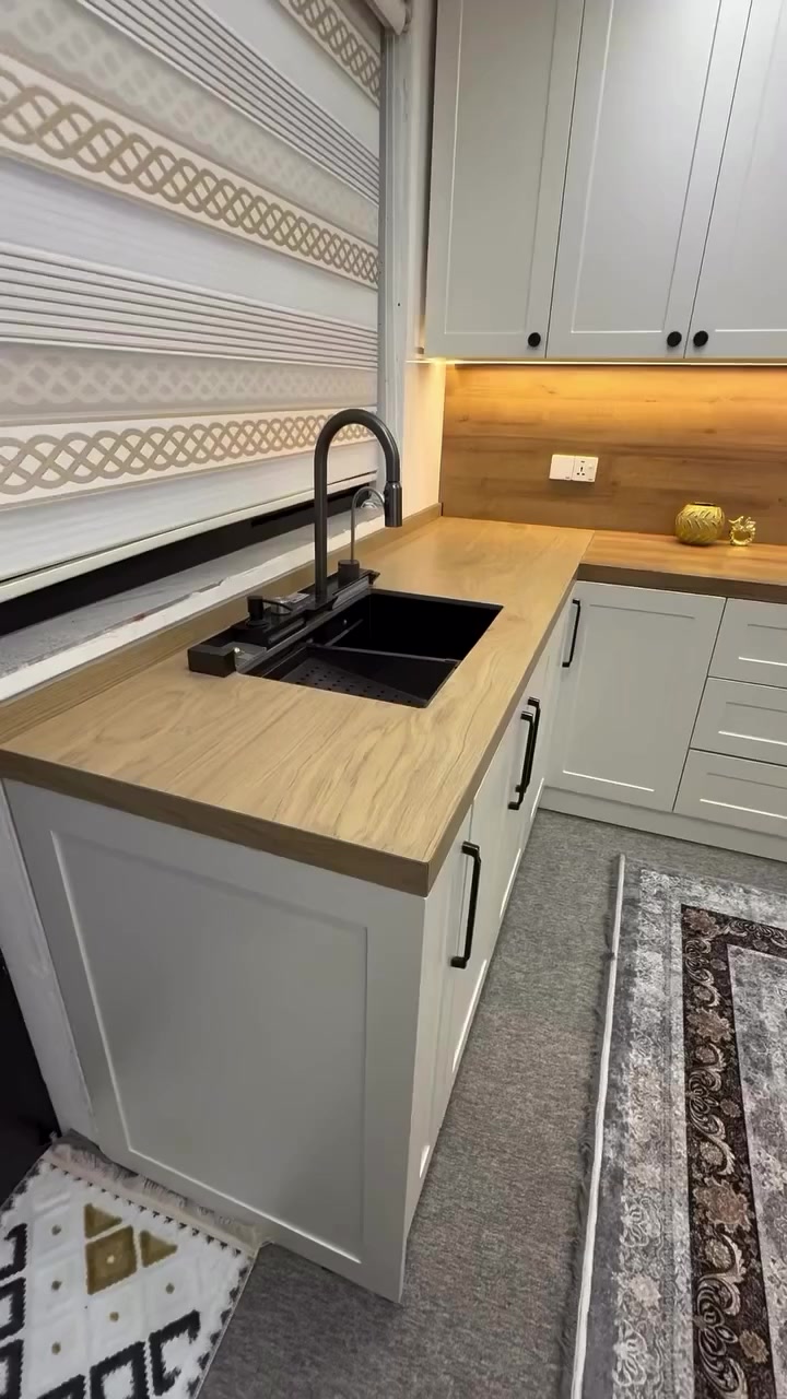 أزمير 2ألاثاث المنزلي  والمطابخ التركيه  وغرف النوم
العنوان ألبصره أبي الخصيب شارع العوجه مقابيل صيدليه الكندي 
كل ماهو جديد وحصري تجدو عندنا  
الثقه في العمل والاتقان 
تخفيضات مع اروع الهدايه المقدمه. مع كل مطبخ 
وعروض  ألاستفسار  اتصال على الرقم ***********
