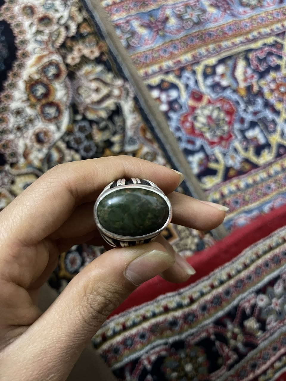 السلام عليكم محبس رضوي تفاحي قديمه حيل مكان بغداد ***********
