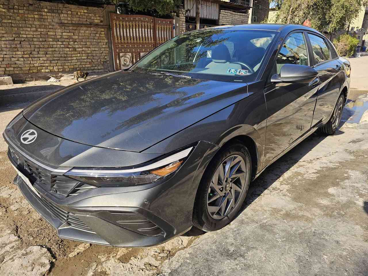 سلام عليكم النترا ٢٠٢٤ فول عدى الفتحة
الضرر تبديل باب خلفي وصندوق نفس اللون اصلي وصبغ جاملغات خلفيه (بجمها كبس شركة) مرقم بغداد 
بصمة 
شاشة ديجتل متصل 
رادار امامي خلفي 
ماشية ٢٥ الف كيلو 
داخل لون رصاصي دشبول ٧ الوان 
مثبت سرعه 
تحديد مسار 
توقف ذاتي
ثلاث انظمة قيادة 
لون مميز 
وبعد هواي مواصفات 
السعر ١٤٩ وبيها مجال 
المكان بغداد
***********
