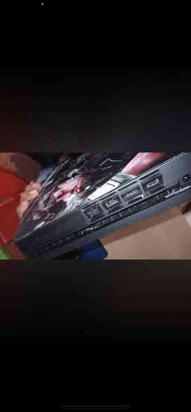 بلي فور اونلاين وياه غراض للبيع شلع، الغراض كالأتي :
بلي فور سليم اونلاين كامل هو و كيبلاته PS4 Slim
يدات البلي 2 وية كيبلاتهن + كيبلات اضافية كيبورد على كد الأيد ارجي بي محترم 
GOD OF WAR قرص اله الحرب
جهاز حماية شركة اسوار اصلي
داتا شو ميني بروجكتر دقة فول وتطلع صوت وصورة نظام اندرويد وايرلس
HDMI و
نظارة واقع افتراضي VR بيها سماعة مدمجة وجهاز تحكم ستاند بلي فور ماركة DOBE مع شحن يدات و 3 مراوح ماوس MS139 + ماوس باد شكلين حجمين
نحويلة موبايل تايب سي تربط يو اس بي 3 + انترنت
LAN
ساعة رقمية بيها ضوء على شكل بلوكة ماين كرافت شفتات ببجي هاي هيج شمرتها ببلاش وية الغراض
ملاحظة : الغراض كلهن نظيفات وجديدات اني بية طبع اجيب الشغلة استعملها بس مرة وحدة لان ماعندي وقت هواي اكثر وقتي بالشغل لو بالدراسة بس هم حاسبهن بسعر المستعمل
التواصل :*********** واتساب + عالخاص
* ماعندي خدمة توصيل
سعر الشلعة كاملة 450 الف ما ابيع قطع
مكاني كربلاء الانتفاضه الثالثه
