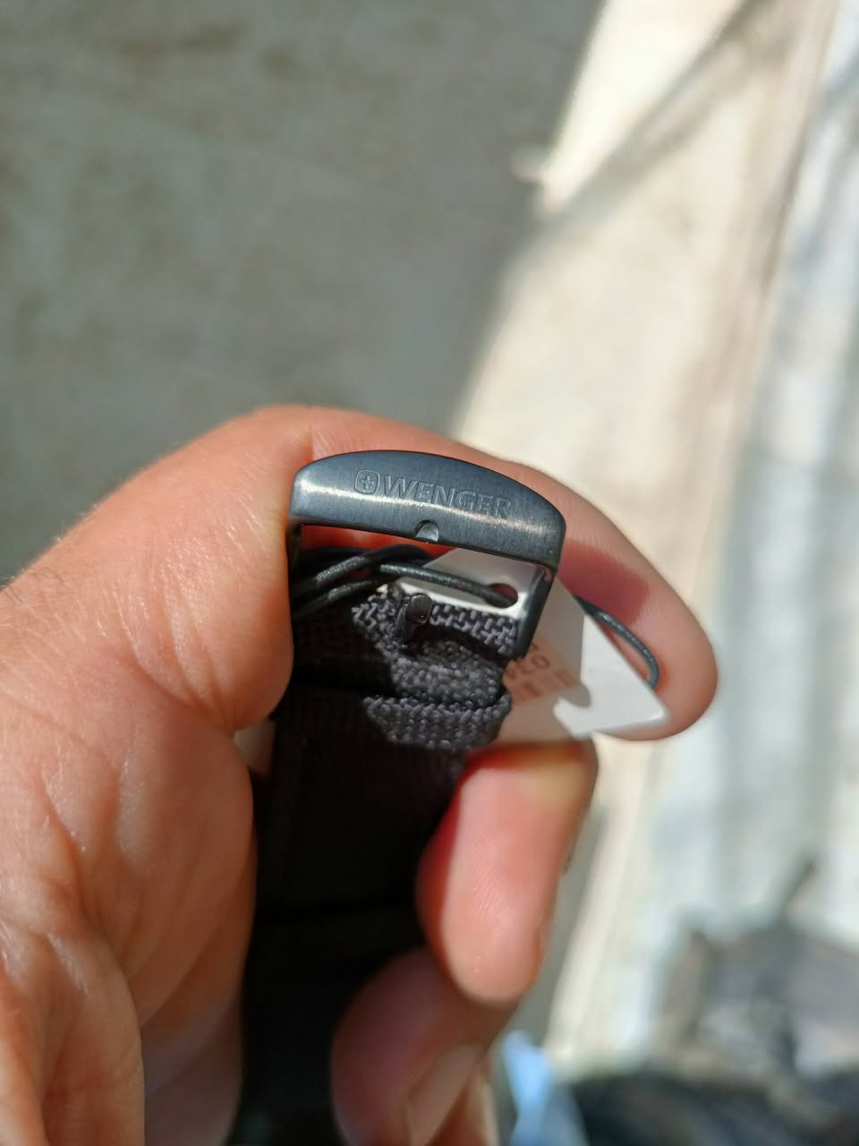 وينكر اسويسري أصلي جديد بدون علبة 
السعر 🔴 165 الف شامل التوصيل 
***********☎️
🚛🚕🚛🚕
