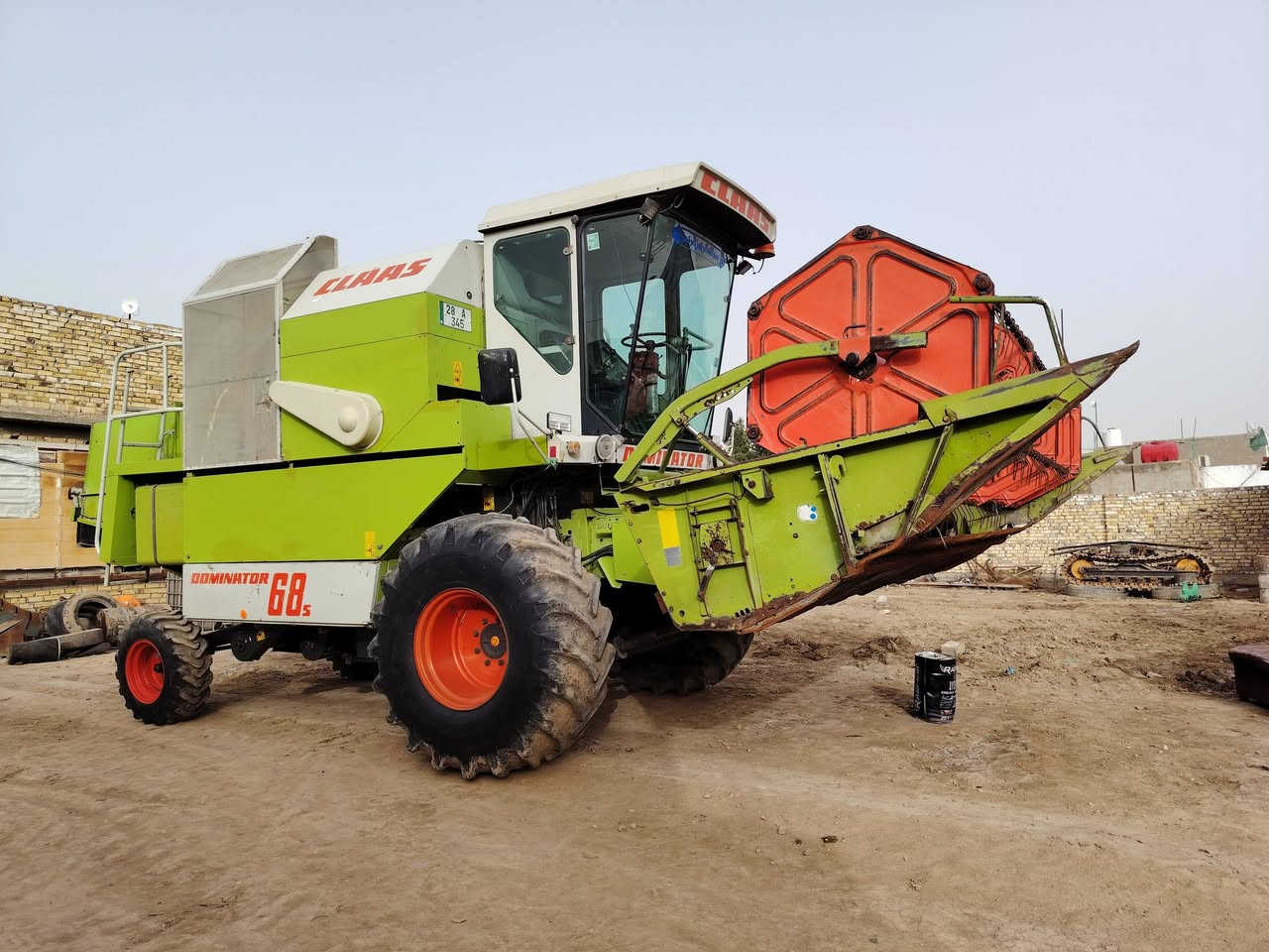 حاصده لبيع مديل ٩٩منفيس رقم انكليزي نجف سنويه مجدده مكفوله من الطك والحيم محرك كتر مشروط تايرات الأمامي 26 الخلفي 18 بلام بوربرن مكينه مديومه المكان الديوانيه قضاء الشاميه الاستفسار الاتصال على الرقم ***********
