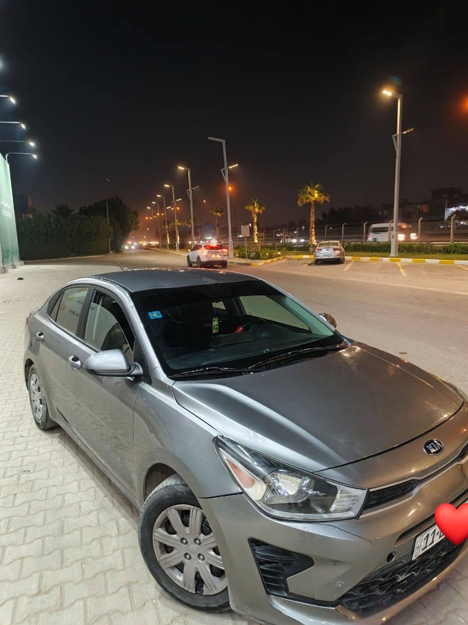 السلام عليكم
سيارة كيا ريو 
موديل ٢٠٢٢
وارد أمريكي 
المحرك ١٦٠٠
بحالة جيد جدا
الإطارات بحالة جيدة جدا
استخدم البانزين العادي وبدون دوانز
ماشية اكثر من ٥٠ الف بقليل
حادثها مقدمة الجامرلغ الأيسر مع جزء بسيط من البنيد
مكان السيارة الغزالية 
السعر المطلوب ١٢٥ ورقة...
رقم الهاتف ***********
