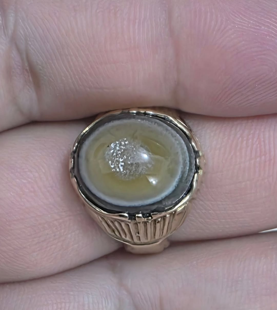 سبحة يسر بحر احمر مصري وخاتم جزع يماني اصلي بلذمه الخاتم نحاس اصلي شراي يجي خاص واذا اكو مراوس اراوس


**إذا كنت صاحب هذا الإعلان وتريد حذفه لأي سبب، رجاءا أرسل رسالة إلى الدعم الفني**