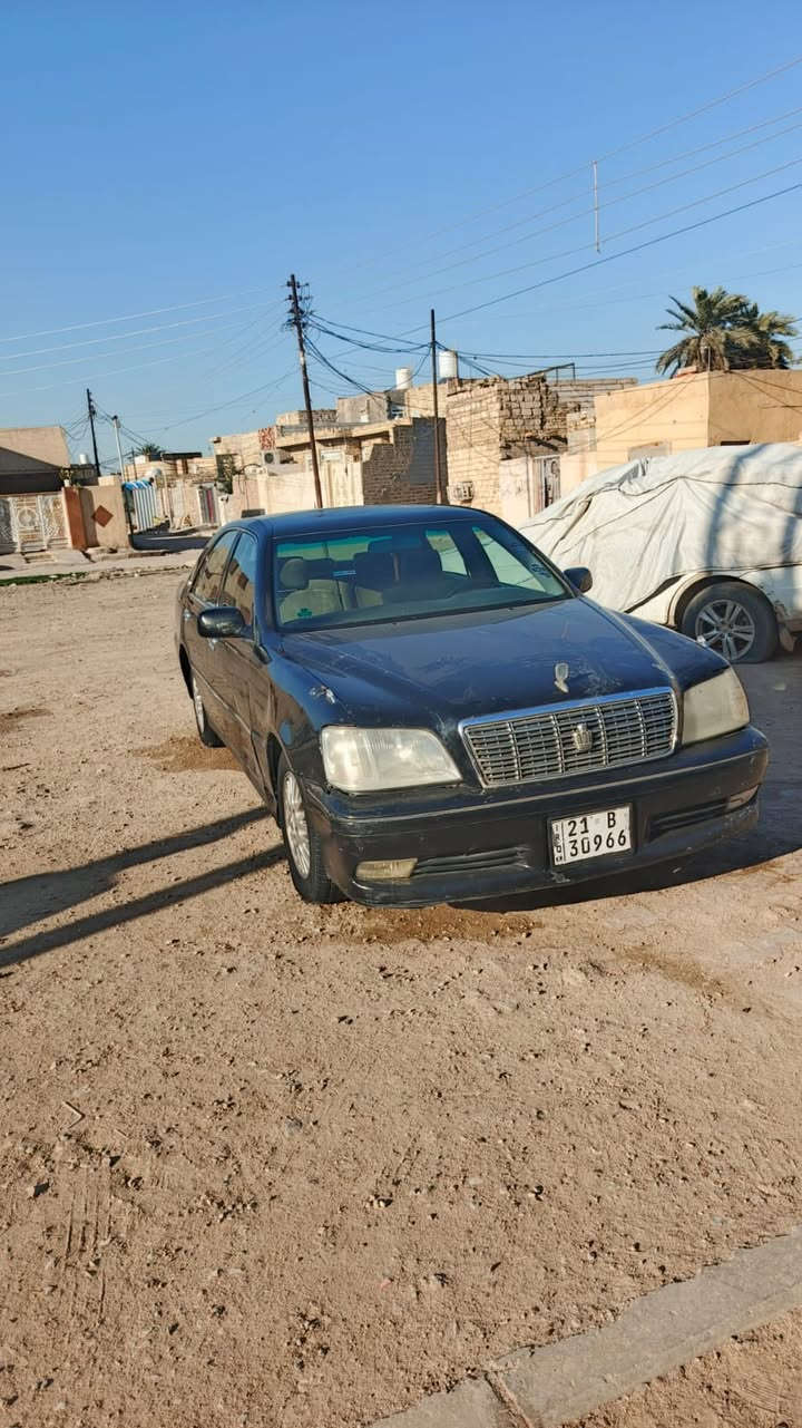 ملكه ادوات لون اسود كصت جنطه مكان سياره العماره مستعجل على البيع لحد راسل مكلف بنشر يريد يتصل رقم صاحب سياره السعر 25      ***********
