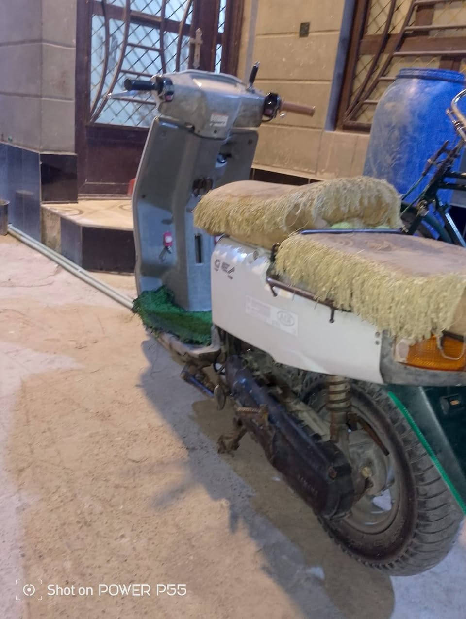 السلام عليكم شباب دراجة 60اللبيع شقالة سلف وهندر كهربائيات كاملة كلك السعر 200وبيهة مجال قليل مكان هبهب حي المصطفى الرقم ***********ابو نجم مكلف بل نشر
