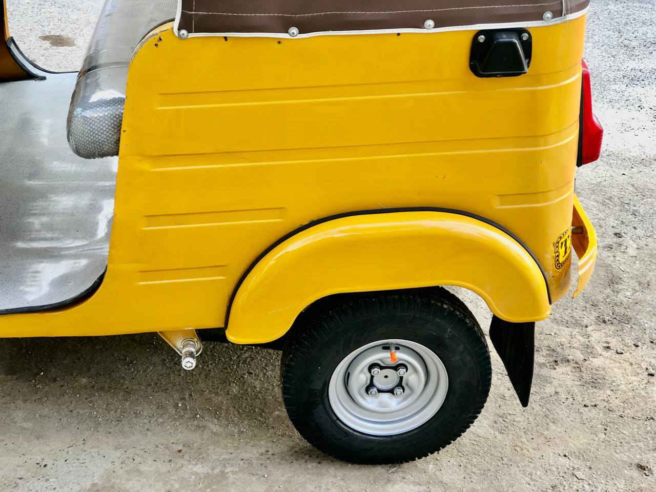 السلام عليكم ٢٠شهر. مرقمه العبيدي حي الرئاسه شارع عشرين. ***********
