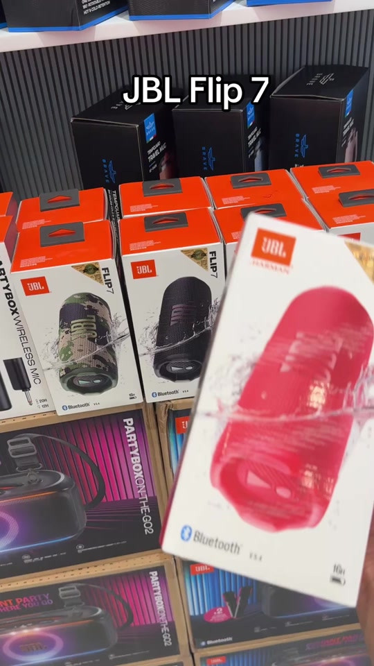 #jbl #jblflip7  🔆خدمة الاقساط متوفرة بتطبيق سوبر كي (الجني )الموطنة رواتبهم على مصرف الرافدين  🚗توصيل إلى كافة أنحاء العراق 🇮🇶 ‏‎ 🕒 أوقات العمل: جميع ايام الاسبوع 9:00 صباحاً الى 12:00 ليلاً عدا الجمعة 3:00 ظهراً الى 12:00 ليلاً ‏‎📍 الموقع: ‏‎المنصور، شارع مول بابليون، بالقرب من أقواس مطعم الساعة. ‏‎📞 رقم المبيعات: *********** رقم الواتساب : *********** ‏‎نحن هنا لخدمتك في أي وقت🌟
