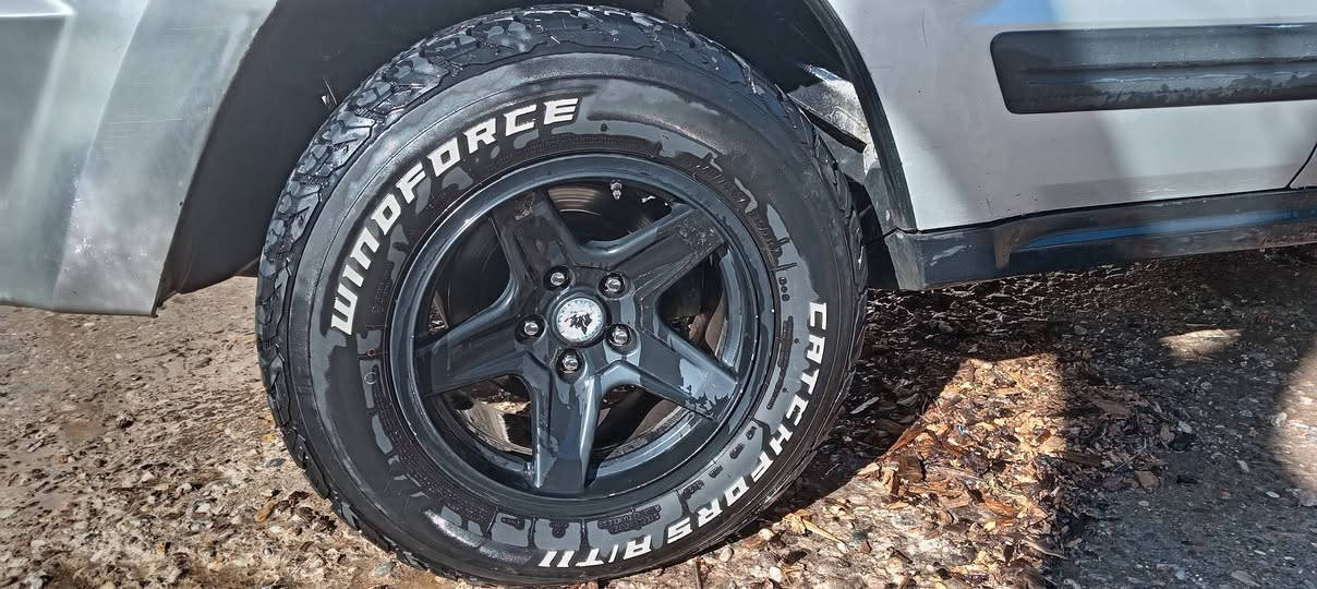 تایەوویلی جێب لوکلوك قیاس17زورجوانە سعری 400 دولارە ڕقەم تلە فون *********** السليمانية, العراق
