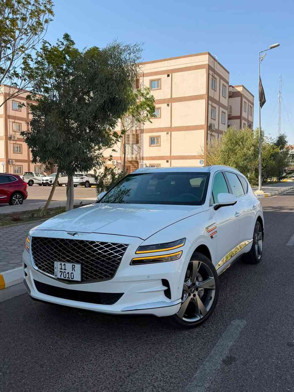 جنسز Gv80موديل 2024
رقم مميز بسمي  بغداد
فول للاخير برستيج 1/1
ماشيه 45الف كيلو  //6سلندر توين تيربو
بدون حادث) رقم شاصي بالمنشور 

سياره جداً جديد وبمعنى الكلمه نضيفه
ملاحظه حادثه سرقه جمالغ جهة السايق وراجع نفس لون
   للاستفسار ***********
***********
