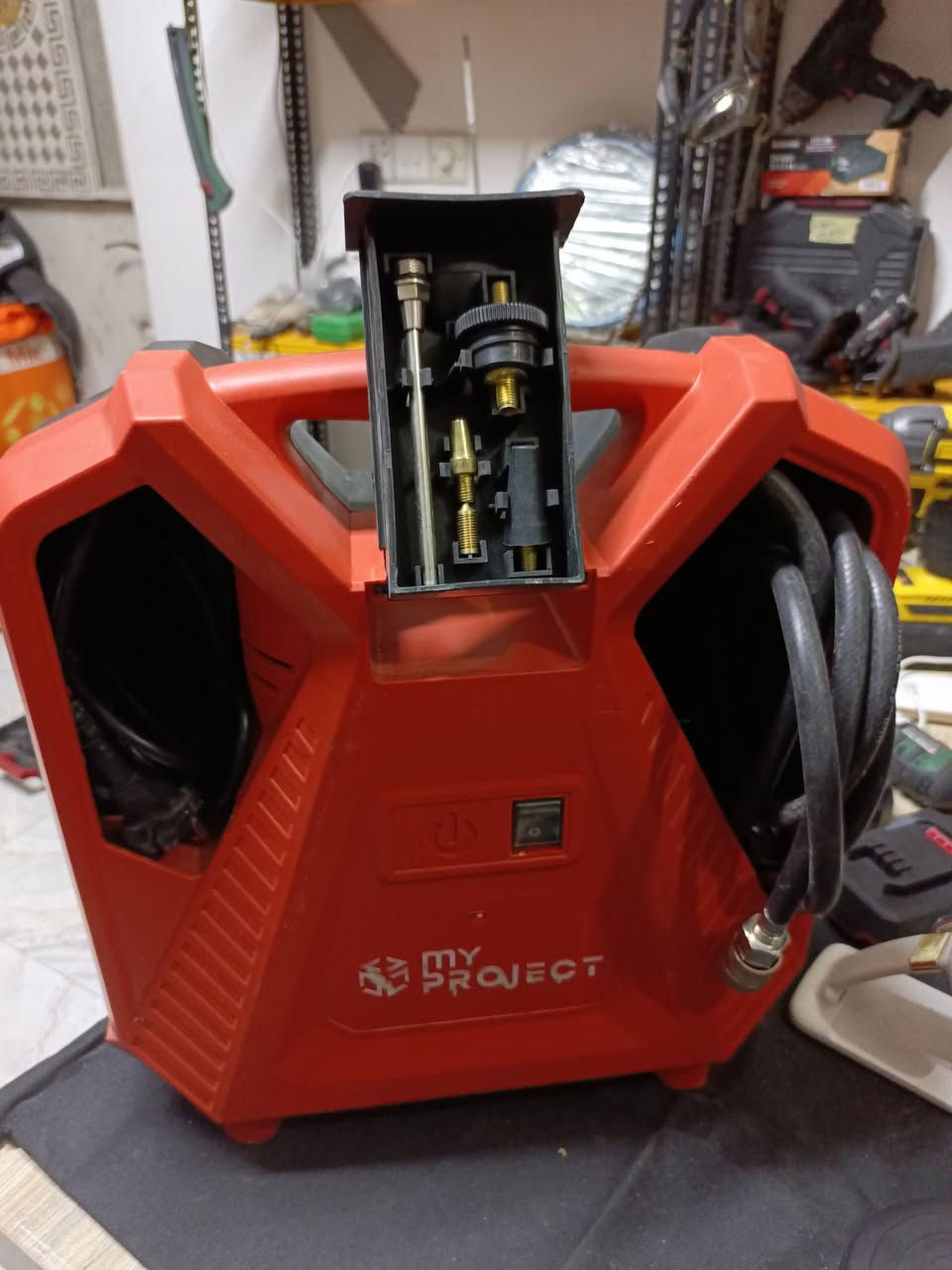 كمبريستر هواء مباشر 1100واط
8 بار وباقي التفاصيل تلكوها مع الصور👇


**إذا كنت صاحب هذا الإعلان وتريد حذفه لأي سبب، رجاءا أرسل رسالة إلى الدعم الفني**