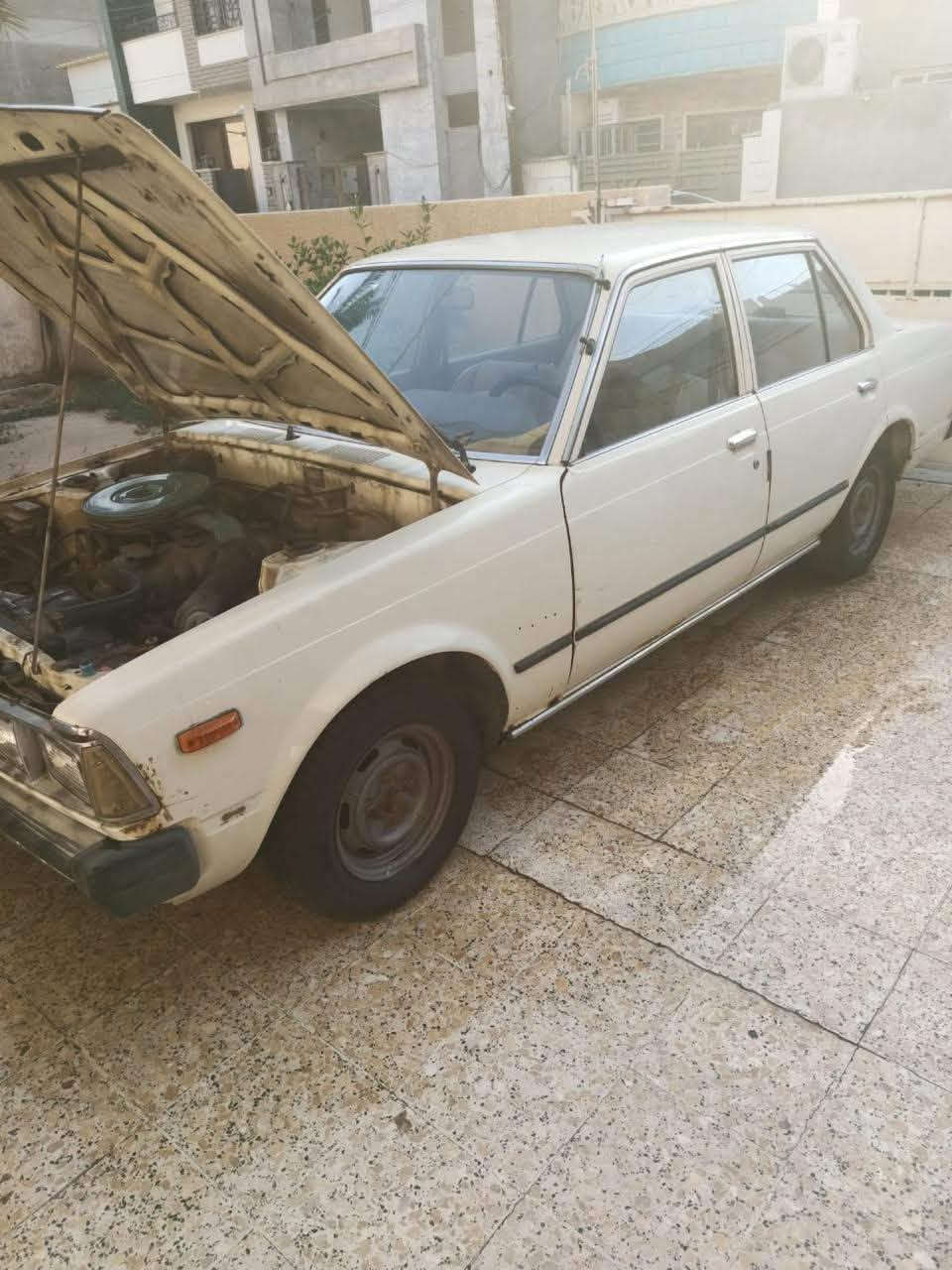 كرونا موديل 80 بغداد بيضه اللون خصوصي بأسمي السعر 45 ورقه العنوان بغداد زيونه رقم ***********
