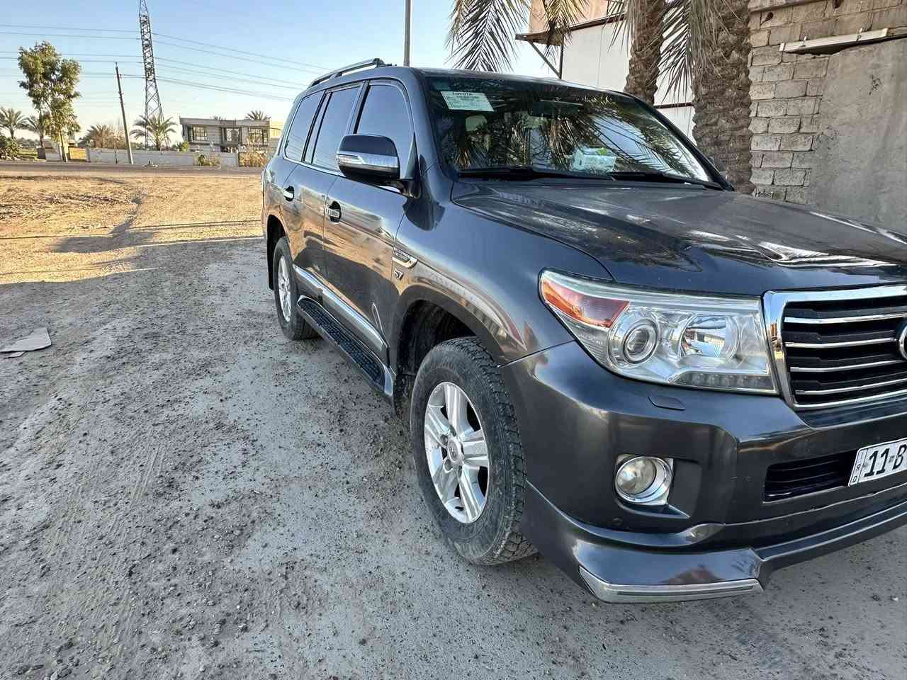 السلام عليكم لاندكروز ٢٠٠٨محدث١٤فقط لايت ودعاميه بدون ضرر ***********/***********السعر ٢٧٥مع مجال للشراي
