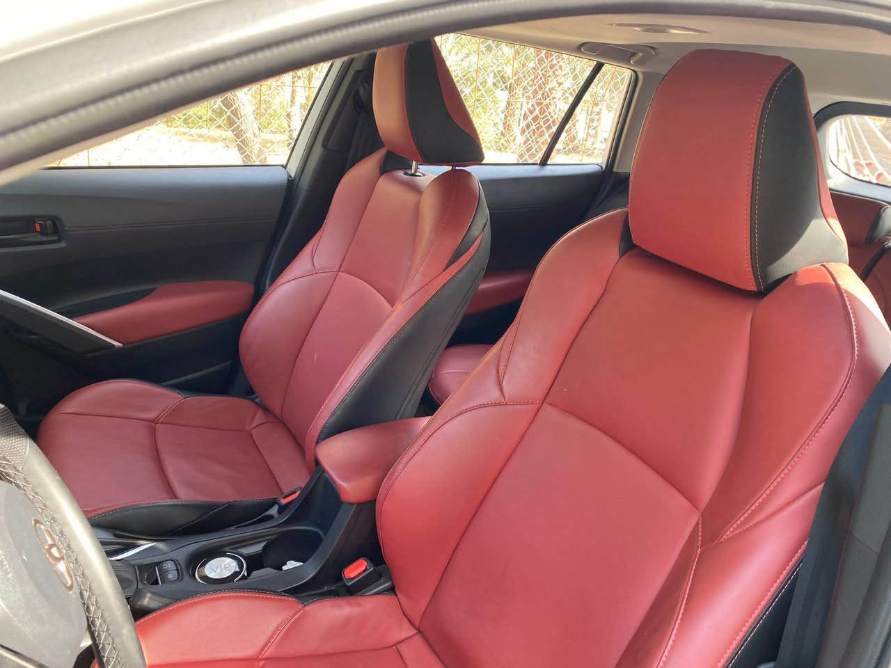 تويوتا فرونتلاندر هايبرد 2025 ( تجميع صيني)
فول مواصفات 1/1
زيرو بعدها ماشيه 4000 KM قابل للزيادة 
رقم بغداد باسمي 
السعر : 30 مليون عراقي 
*********** للتواصل بغداد, العراق
