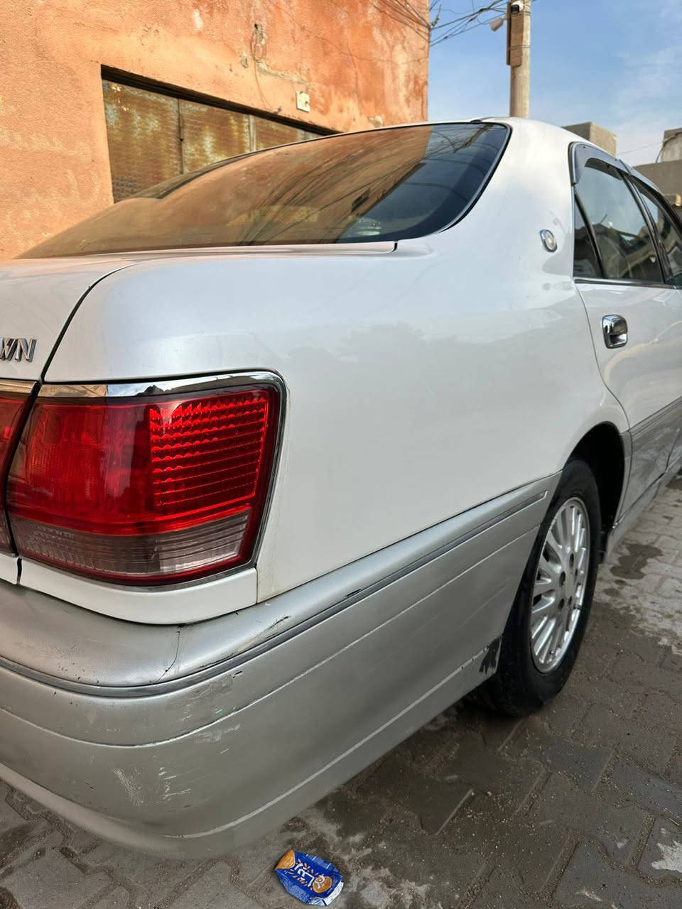 جنون للبيع بدون كص مكفوله بس بالباب
سعر 65بيها مجال ***********0 مروس مقبول
