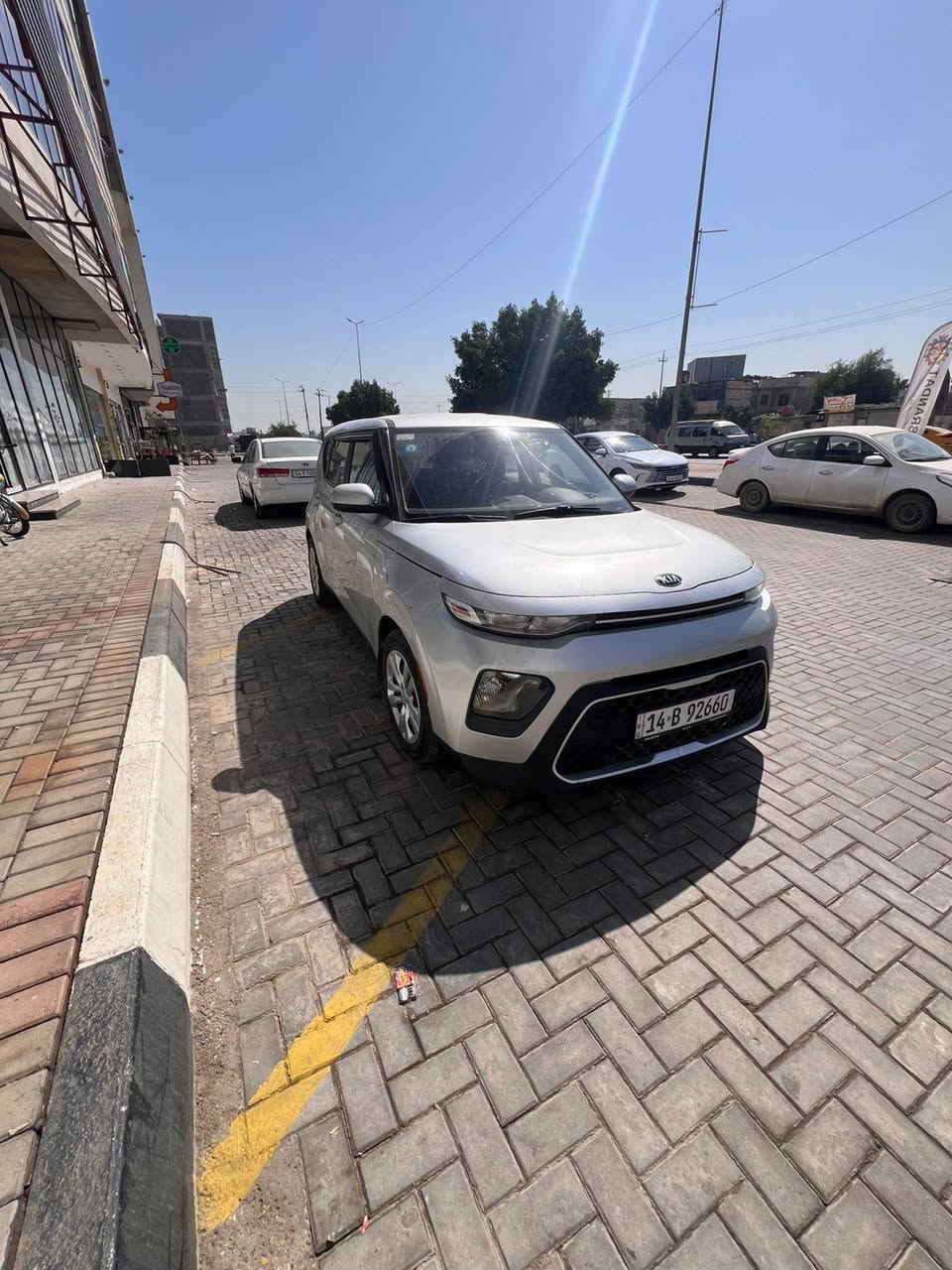 كيا صول 2021مكينه جبيره 2000صور الحادث مرفقه ويه الصور بدون تبديل تصليح فقط ماشيه 32الف حره باسمي للستفسار *********** البصرة, العراق
