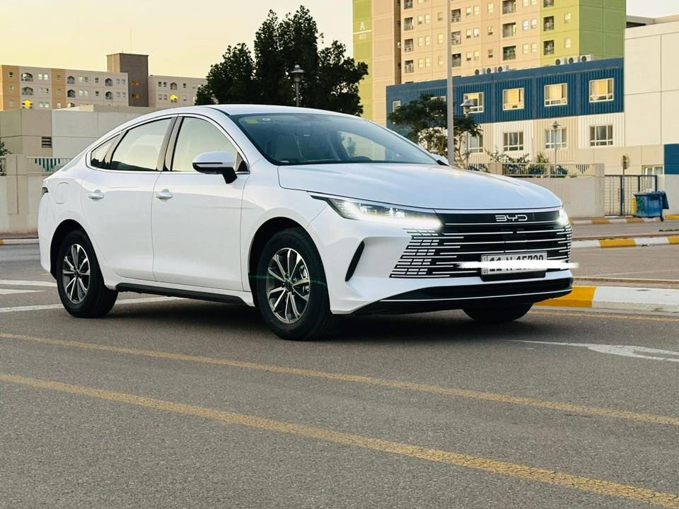 دستروير ٢٥ ماشيه قليل..

مكانها بغداد بسمايه ..معروفه مواصفاتها اكيد 

السعر ١٨ و٤٥٠ …. مرقمه وكامله ..

للعلم بمعرض محمد شمس بدون رقمً ١٨ و٧٠٠

مكفوله كفاله عامه …من الشخط..

***********…

كل أغراضها كامله …
