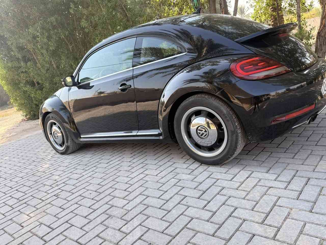 السلام عليكم بيتل فول 2018 
داخل بيجي 
رقم اربيل بسمي 
بدون ارباك فقط صبغ جاملغ امامي حتى الدعاميات نفسهم مابيها اي نقص مكينه 2000
تخم تاير صدر تبريد مابيها نقص برغي نظيفه جدأ  جدأ
السعر 133$
المكان بابل المركز 
***********
