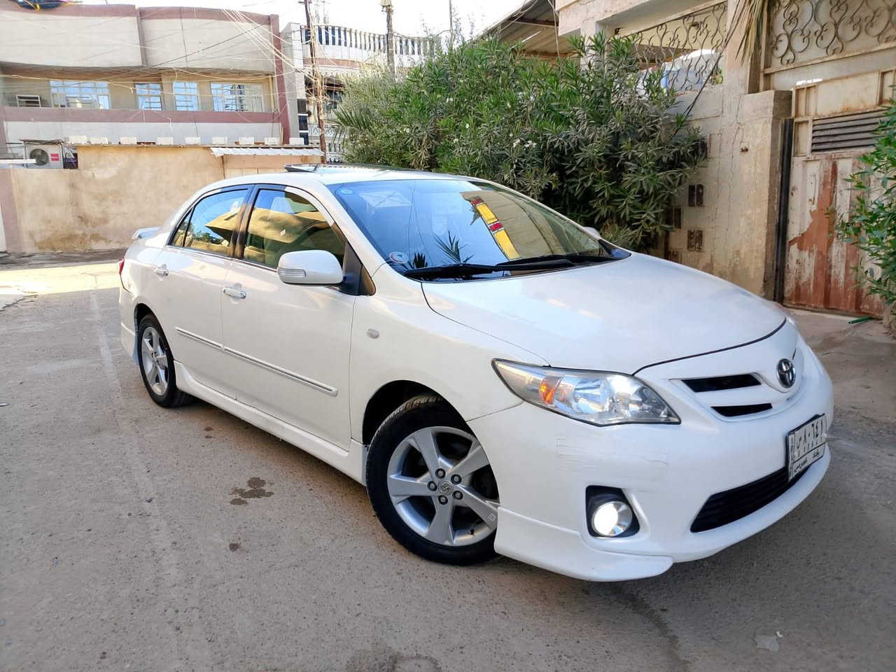 سلام عليكم اخوان كورلا للبيع
فئةGLl يعني فووووول مواصفات 
سياره 2008 محدثة 2013 
سياره سلايت روف فتحه
حساسات ويل كب 16 سيارة خمسه ويل كب
شنايزات و زوائد تبريد لمس 
اشاره با مرايه تحكمات ستيرن 
سياره بيه منضومه غاز 
سياره صدر جديد باتري جديد 
سياره لاتنقيص ولا تبخير 
تبريد ثلج سياره خير من لله
سياره بيه ملاحظات 
سعر سياره 112 و بيه مجال حك الجيه
العنوان بغداد ***********
