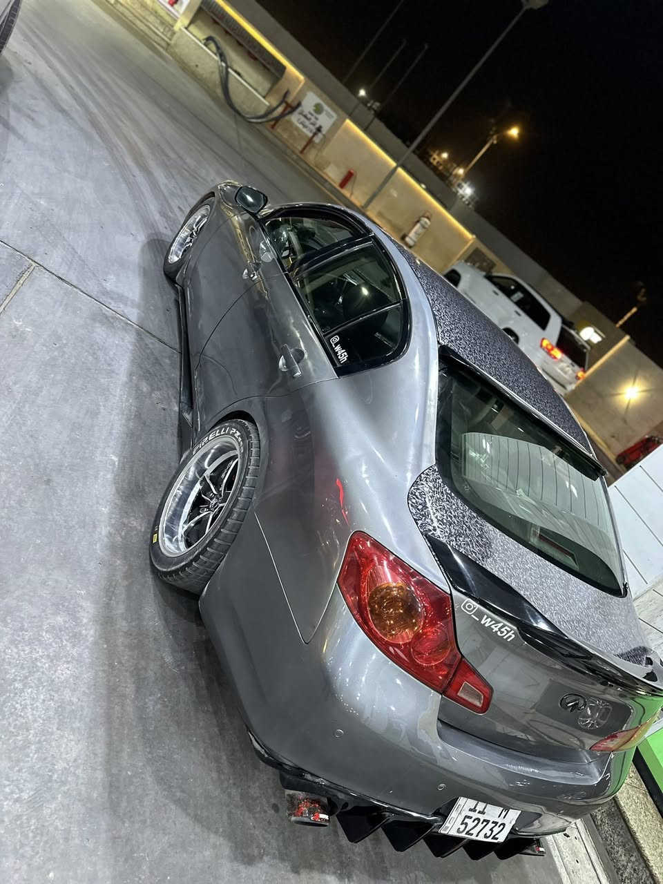 سلام عليكم 
انفنتي  g37x
موديل 2013 مصروف عليه هواي
موصفات خير من الله 
فتحه
كشنات جلد
شاشه 
تحكمات ستيرن
شفتات
تبريد قطعتين
السياره موصافت المعروفه مال انفتني
الاضافات 
راديتر مال  هيمي انسا حماوه
شوت knلونك  مسويهن
عليه داون بايب
واكزوز ستتم كامل ستنلس ستيل 
منطول لطول
دبات كورسا تحكم  3 مابات
كتم وسط مفتوح
عليه وياله ويلد   جدد
دفيوزر
حلوك صلنصه
برمجه سياره حيل قويه 

نجي ضرر 
تعرفون انفنتي يجي كله غرق
راجعه ضفاير 
 وبيه هنا جاملغ وبنيد صبغ
سياره بأسمي
مكاني كربلاء وإذا أكو مراز
***********
