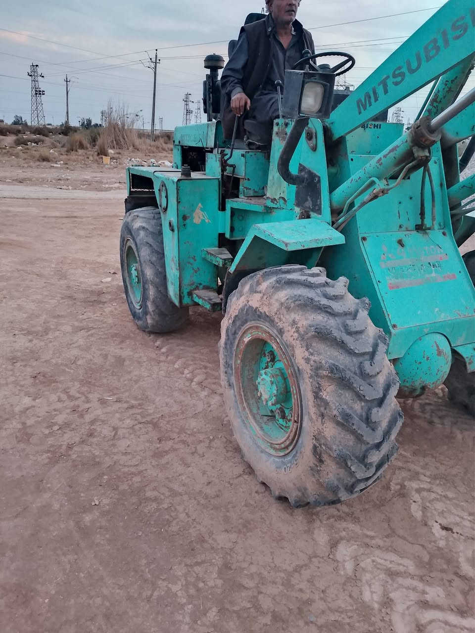 بسم الله الرحمن الرحيم شفل مسبوشي حجم50للبيع سنويه وارقام كامله ***********
