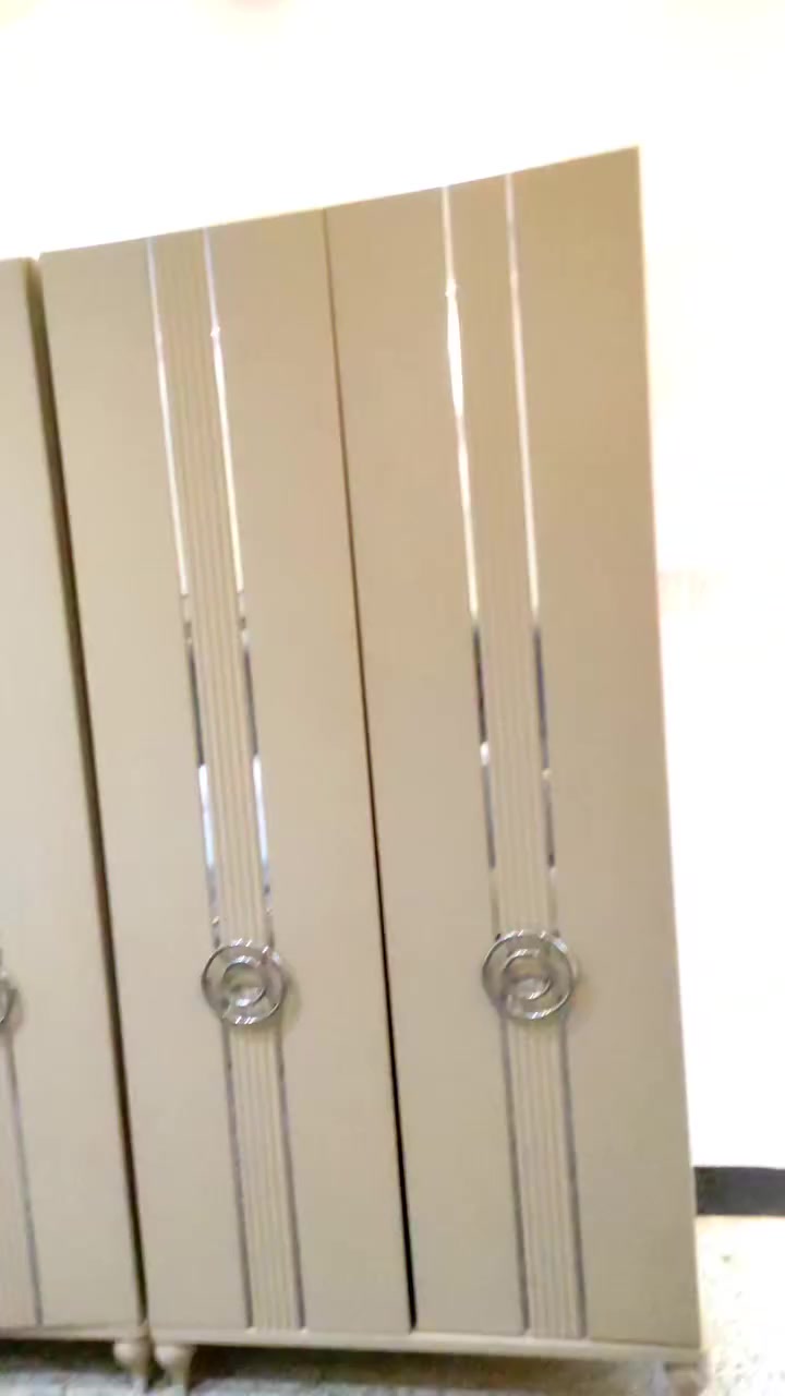 هاي للبيع مكاني كربلاء مكلف بالنشر هذا رقم صاحب الغرفه
‏‪+964 772 292 4839‬‏


**إذا كنت صاحب هذا الإعلان وتريد حذفه لأي سبب، رجاءا أرسل رسالة إلى الدعم الفني**