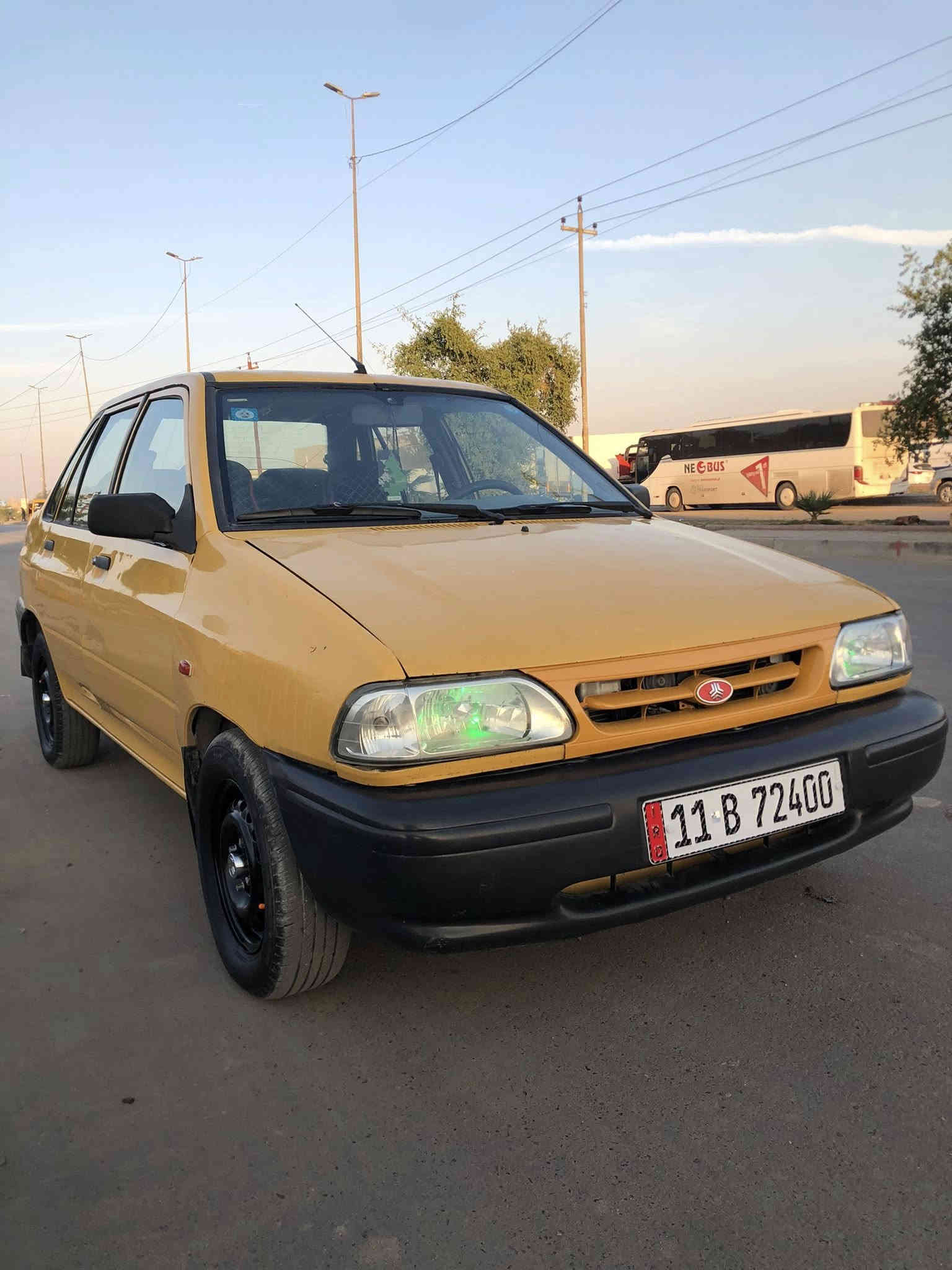 السلام عليكم ورحمة الله وبركاته 
سايبا 12 بغداد كير مكينه وتبريد خير من الله معمر بيها ذيول والباب الخلف السايق مصبوغ سياره باسمي ومصفره من كلشي السعر المطلوب 33 وهذا رقمي***********
