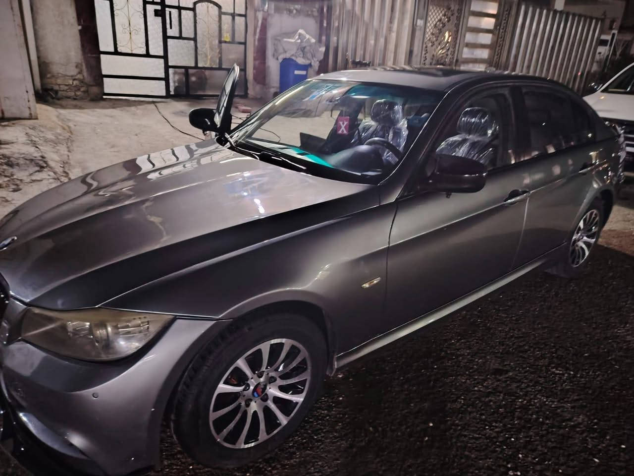 جمعة مباركة للجميع
اللهم صل وسلم على نبينا محمد وعلى آله وصحبه أجمعياََ

عندي سيارة BMW 2011

الحجم 328
فول فول موصفات
السيارة متعوب عليها هواي قبل سبوع شديت صدر كامل امامي + خلفي بصمة زنون  محرك ممتاز
ملاحظة السيارة  مصبوغة حزام بدون حادث السونار موجود
 تبريد شغال حماوة طبيعية أنسة شي حماوة
السيارة نصبتها احلئ من الصور لي ياخذها بل عافية علية
السيارة احياناََ شبابية والحجي ميصعد بيها يكول زحمة مو مال عمري

السعر 11
وذا موجود باخرة نضيفة امراوس اروس ما نختلف بل سعر
السيارة رقم بغداد   تحويل مباشر ووين ميعجبك  موجودة في بغداد
اطيك معلومة لا فلتر بل صور ولا شي تجي تشوف بعينك تقتنع بلعافية عليك
رقم صاحب السيارة / ***********
اهلاََ وسهلاََ بكم
