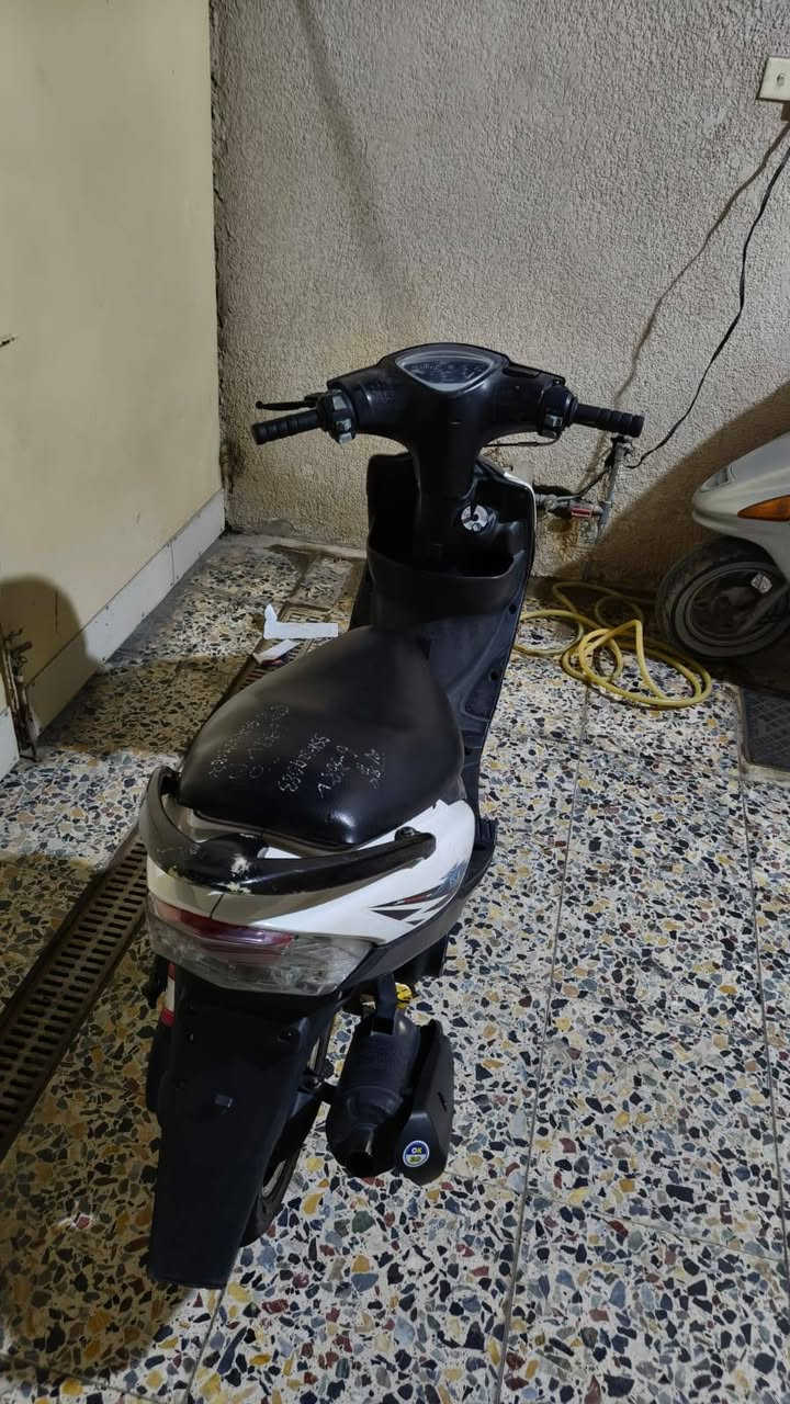 السلام عليكم ماكس عدله ٢٠٠٧ مختمه مزوده صدر ويل كب كلجات صالنصه قطر بوشه 55 نضافه فول احله من الصوره شلعه ومعدل كله شغاله من تاير للتاير مكينه خرسه ***********
مكاني كربلاء السعر 550وبيه مجال
