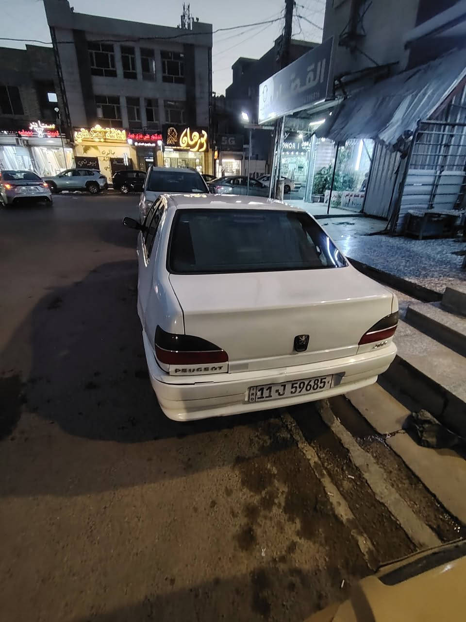 بيجو فرنسي للبيع موديل 2001 بدون حادث صبغ شبر بالبنين بيها دعجه بسيطه جاملغ الخلفي تبريد تخم تاير سياره خير من الله ***********
