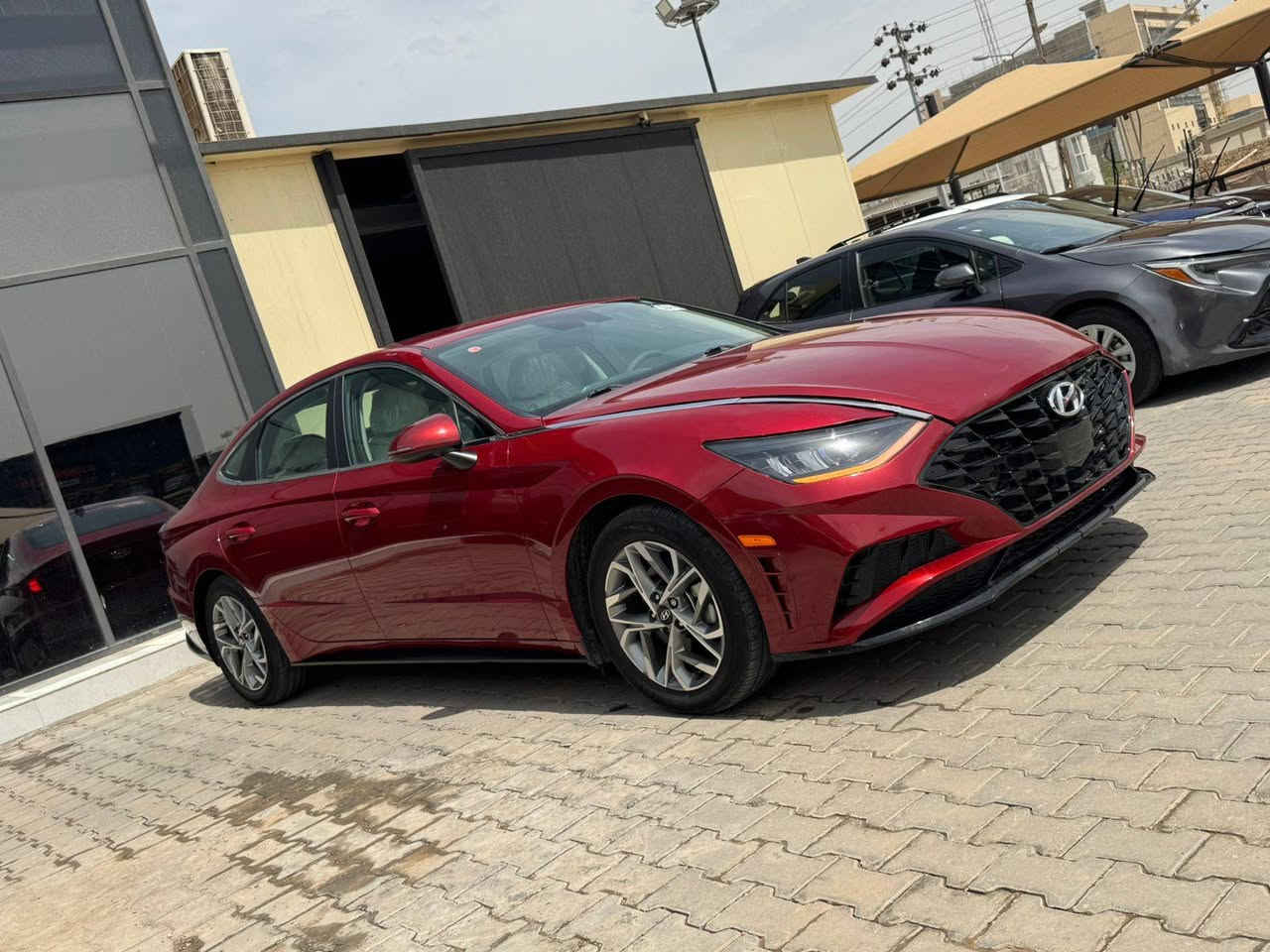 سوناتا 2023 رقم كربلاء بسمي
أخوان كلشي ذاكر بالمشوار اقرأ المنشور وتصل 
السياره جديده جداً بدون ارباك بدون شاصي
ماشيه 49 الف كيلو مو مايل
بيها صبغ من أمريكا أربع قطع بدون معجون + البنيد
بيها بارد بالقماره بسبب التحميل
#مواصفاتها
1_الغرفه أبيض مع تغليف الكاعيه والجنط نفس اللون
2_محرك جبار 2500 بعدهي بالجيس
3_تشغيل عن بعد مع أمان القفل العجله 
4_الكشنات الأماميه تدفئه
5_فول تحكمات
6_كامره خلفيه + حساس ذاتي للوقوف
7_كير دكم
8_ثلاث أنظم للقيادة
9_لد أمامي ع بنيد لد خلفي ع طول الجنطه
10_بصمة
11_ترحيب عن بعد + حساس الجنطه تفتح عن القرب إليها
وبعد بيها مواصفات
السعر المطلوب 162$ ورقه بيها مجال جداً بسيط
الموقع كربلاء
للإستفسار الاتصال على الرقم
***********
***********
هذا رقم الشاصي 👇
#_KMHL64JAXPA311137
السونار مرفق مع الصور
