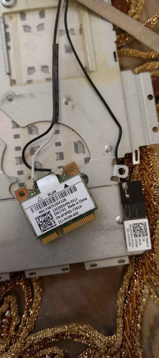 قطع غيارDell Latitude 3540.للبيع تتكون من لوحة الام وكيبورت ومعالج و مروحة و سماعه و قطع غيار كم الصور سعرهم ١٠٠ كله وبي مجال بغداد, العراق


**إذا كنت صاحب هذا الإعلان وتريد حذفه لأي سبب، رجاءا أرسل رسالة إلى الدعم الفني**