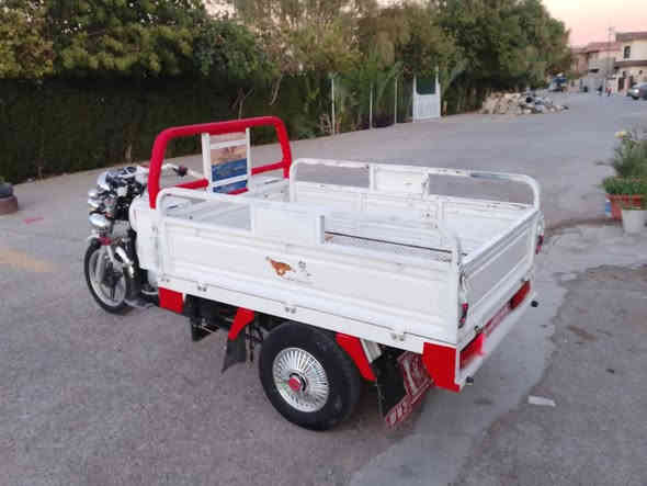 سلام عليكم ستوته للبيع اي  عيب ما بيه كهربائيات شغله ركبه شرط محرك شرط موديل 2023 السعر مليون و 400 وبي مجال بسيط عنواني كركوك وهذا رقمي***********
