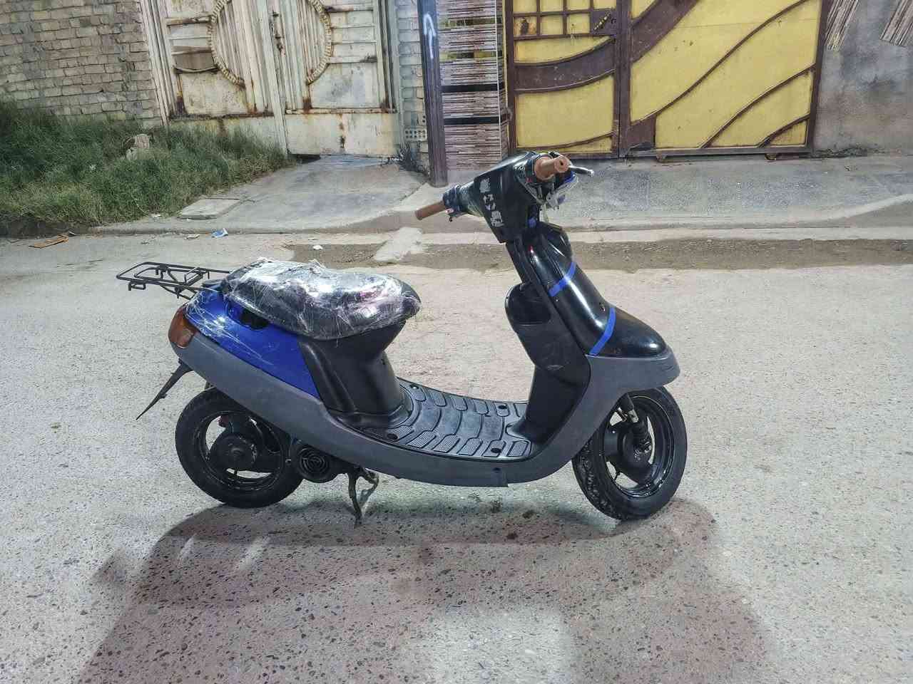أقره المنشور عدل ول شراي يدلل 
دراجه بطه 60 دبل رياضي فقط دراجه ما متعوبه
اوراق كامله كمركها مدفوع كهربائيات شغاله باتري بيها بس عطلان وصوره كدامكم نضيفا السعر 250 وبيها مجال ول سوك كلشي بي دراجه نضيفه 100/100 مكاني بغداد العبيدي شهداء 2


**إذا كنت صاحب هذا الإعلان وتريد حذفه لأي سبب، رجاءا أرسل رسالة إلى الدعم الفني**