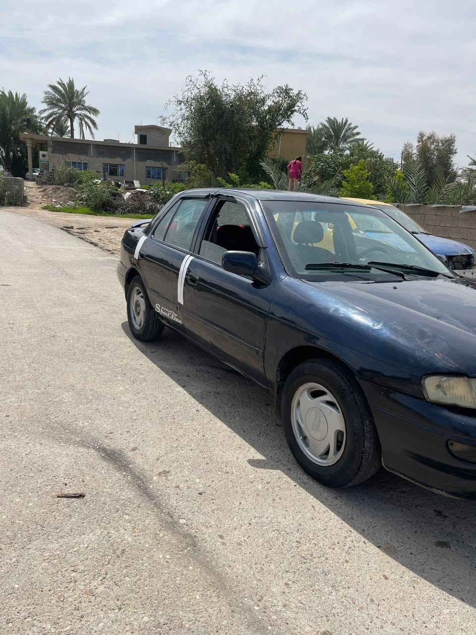 السلام عليكم من رخصت الادمن المحترم كيا سيفيا للبيع موديل 1995 بغداد انكليزي السياره مصبوغه حزام فقط كير محرك كفاله صدرها زين كهربائيات كامله داخل نضيف سعر السياره 33 وبيها مجال حك الجيه للتواصل *********** بي واتساب مكاني بغداد ابي غريب خان ضاري بيع او مراوس حسب القناعه
