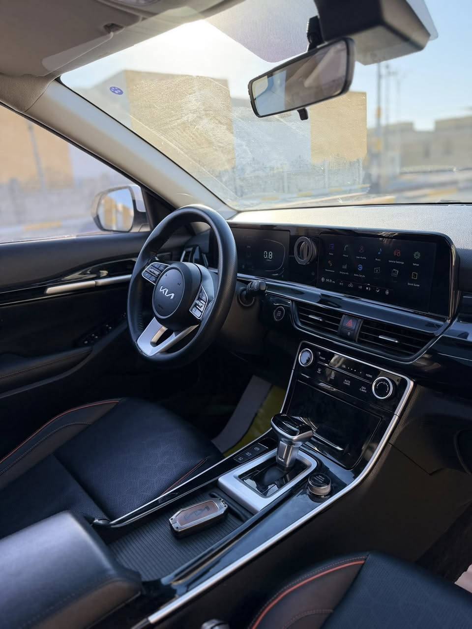 كيا سلتوس 2025 بسعر مناسب جدا
عداد المسافة :21الف KM
السيارة فول مواصفات 
بانورما _كشنات جلد_تحكمات ستيرن _لايت زنون _بصمات ابواب وتشغيل _سايد بريك كهربائي_اوتو هولد_ خمس وضعيات قيادة _فول رادرات ونقاط عمياء_بك لايت لد _شحن وايرليس امامي خلفي _ تبريد قطعتين 
السيارة نظيفة واستخدام شخصي 
رقم كربلاء تحويل مباشر 
السعر 167 مع مجال جدا قليل 
عنواني كربلاء 
لاستفسار اتصال على ***********
