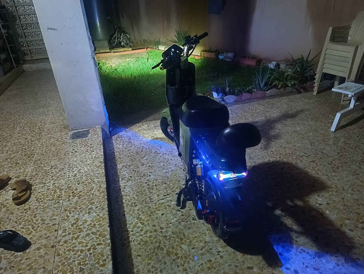 السلام عليكم للبيع دراجه F16 اللون زيتوني او عسكري الوصل موجود مستعجل عل بيعه السعر390الف وبي مجال للشراي تفاصيل اكثر خاص او رقم***********
